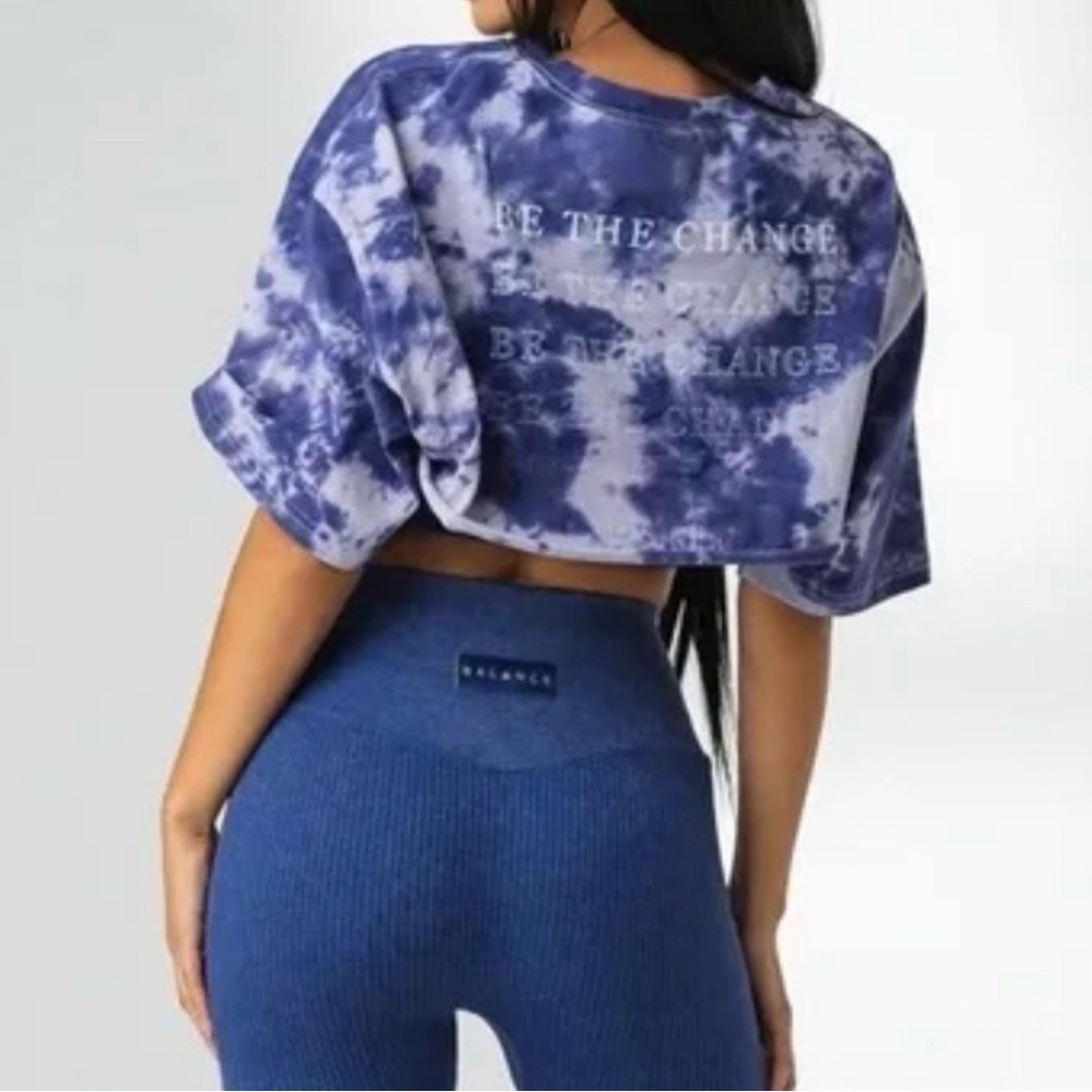 💙 Balance Athletica Women's Blue Tie-Dye Sheug Crop Top ‘BE THE CHANGE’